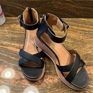 Ladies. black summer sandles